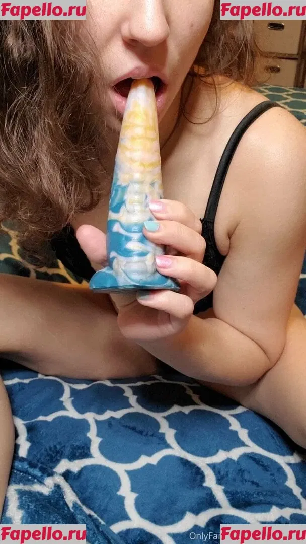 juliamarie69 Onlyfans Photo Gallery 