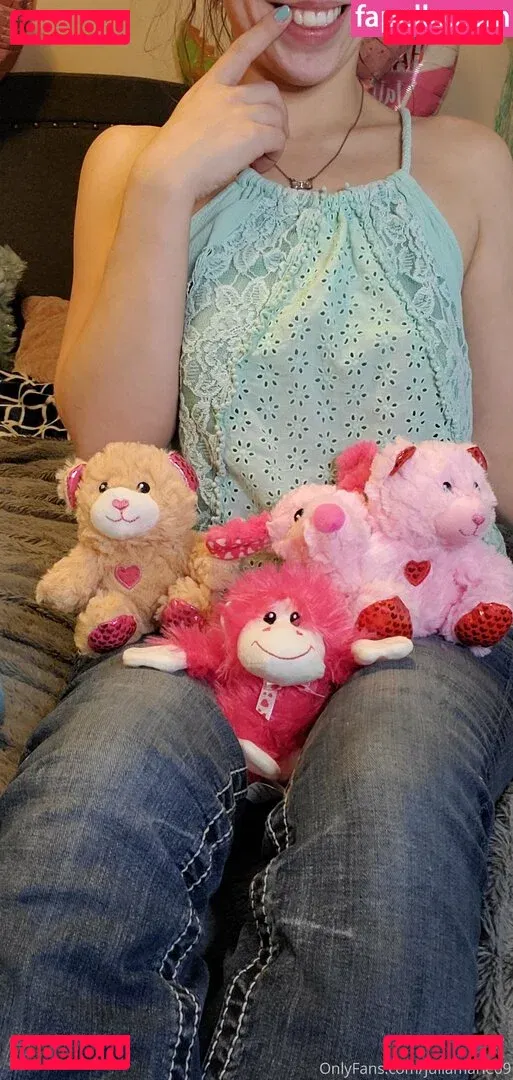 juliamarie69 Onlyfans Photo Gallery 