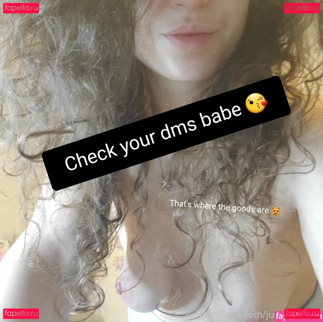juliamarie69 Onlyfans Photo Gallery 