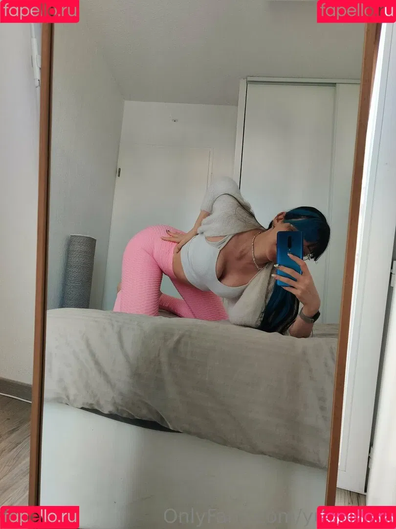 Yuzu Pyon Onlyfans Photo Gallery 
