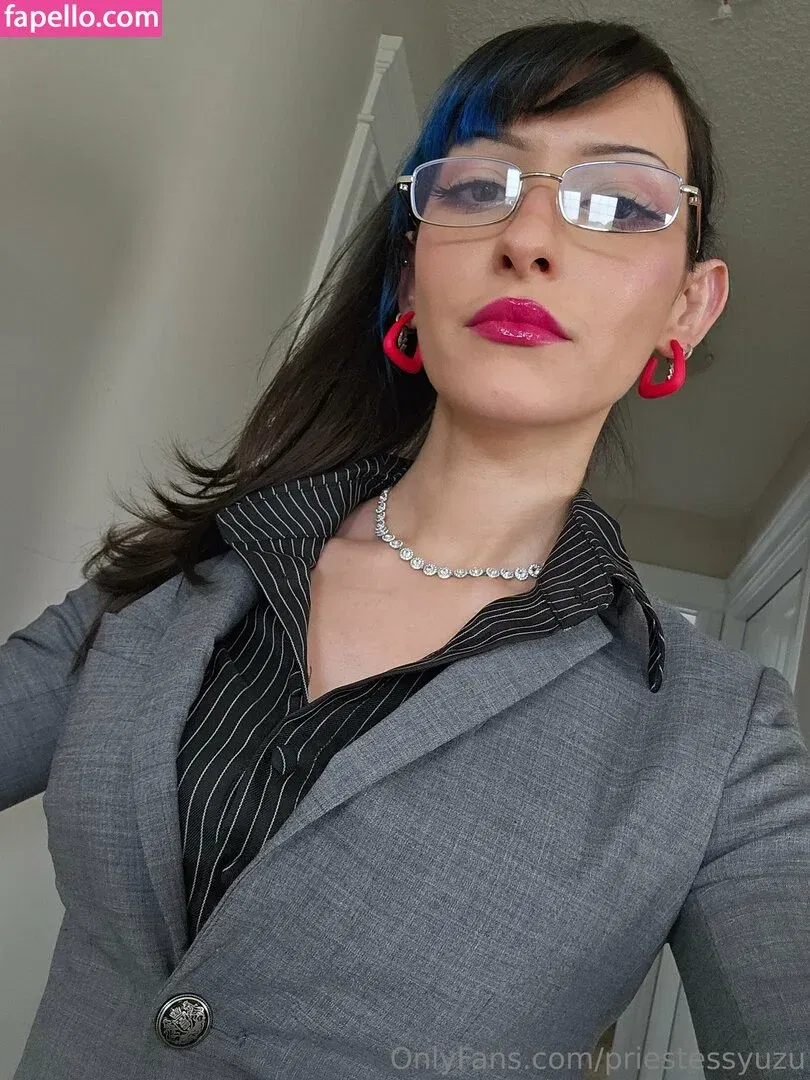 Yuzu Pyon Onlyfans Photo Gallery 