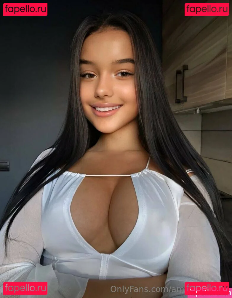 aminayammy Onlyfans Photo Gallery 
