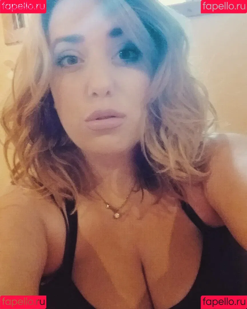 lartdanstoutessesformes Onlyfans Photo Gallery 