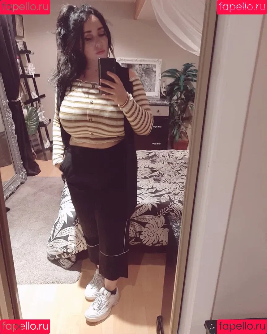 lartdanstoutessesformes Onlyfans Photo Gallery 