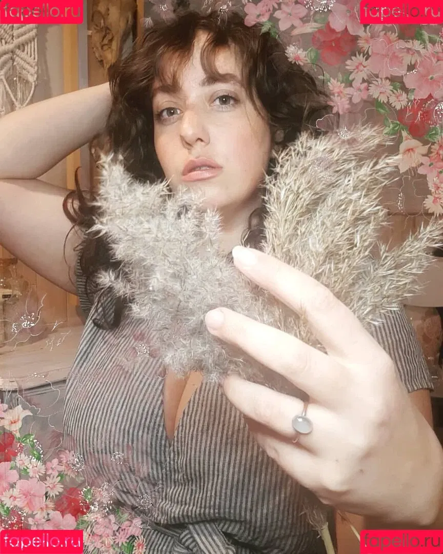lartdanstoutessesformes Onlyfans Photo Gallery 