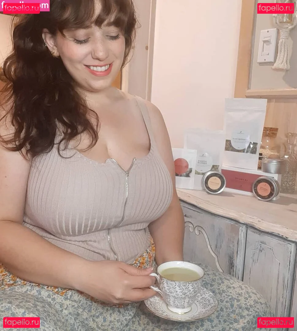 lartdanstoutessesformes Onlyfans Photo Gallery 