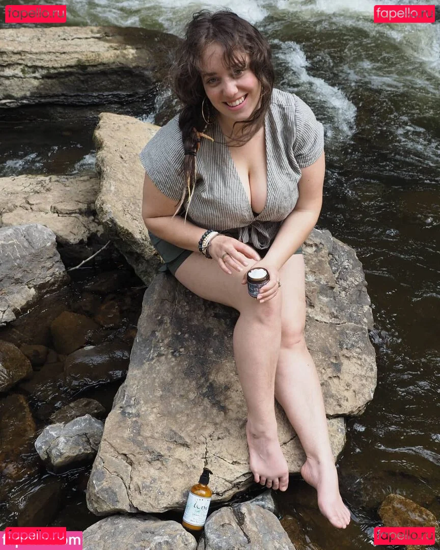 lartdanstoutessesformes Onlyfans Photo Gallery 