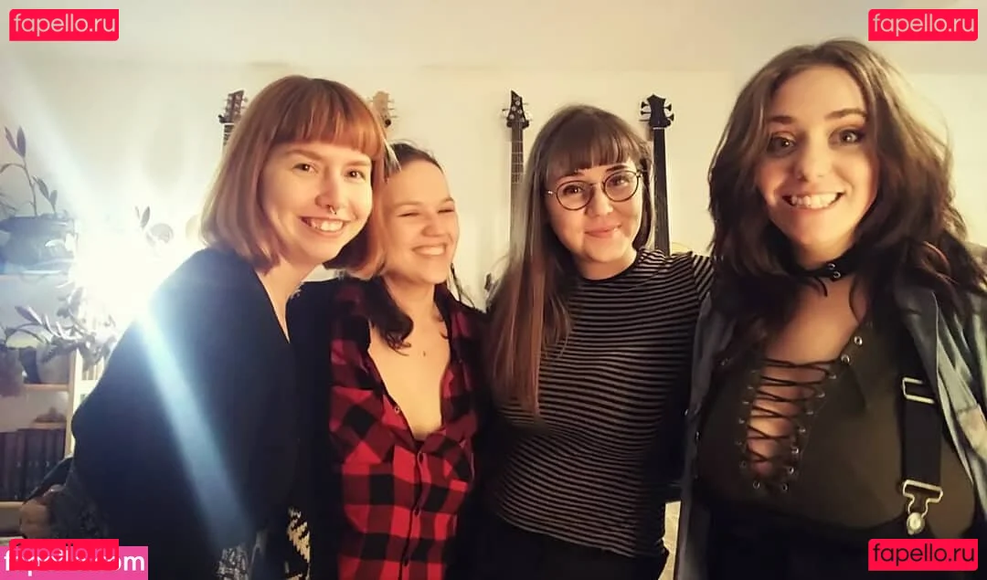 lartdanstoutessesformes Onlyfans Photo Gallery 