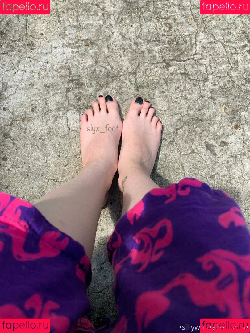 tinykittie Onlyfans Photo Gallery 