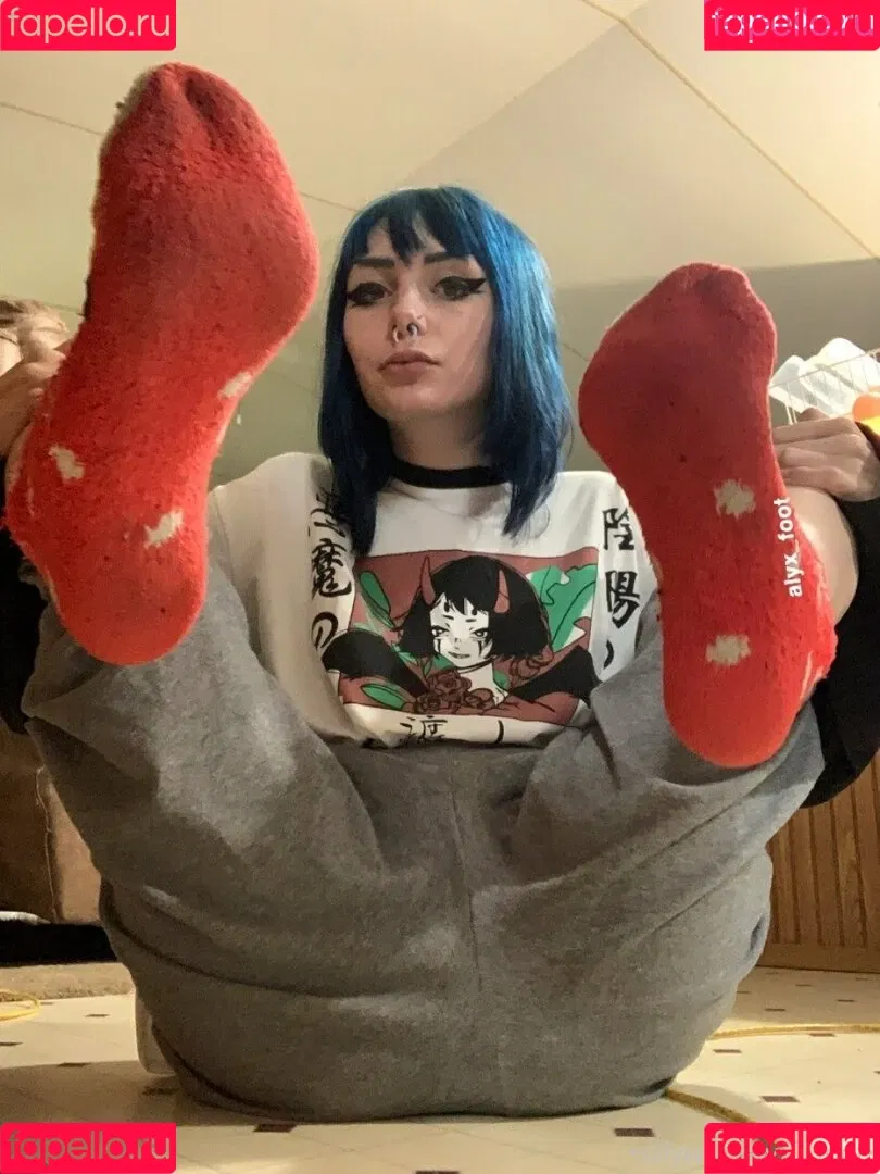 tinykittie Onlyfans Photo Gallery 