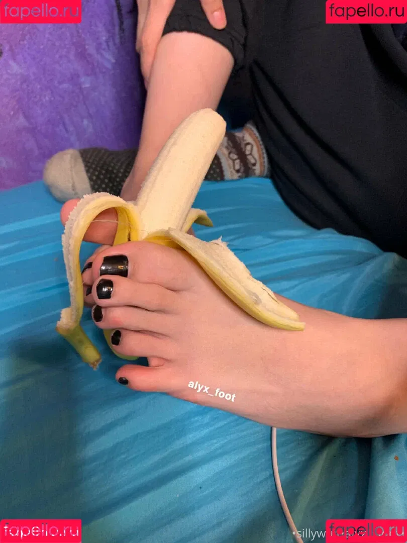 tinykittie Onlyfans Photo Gallery 