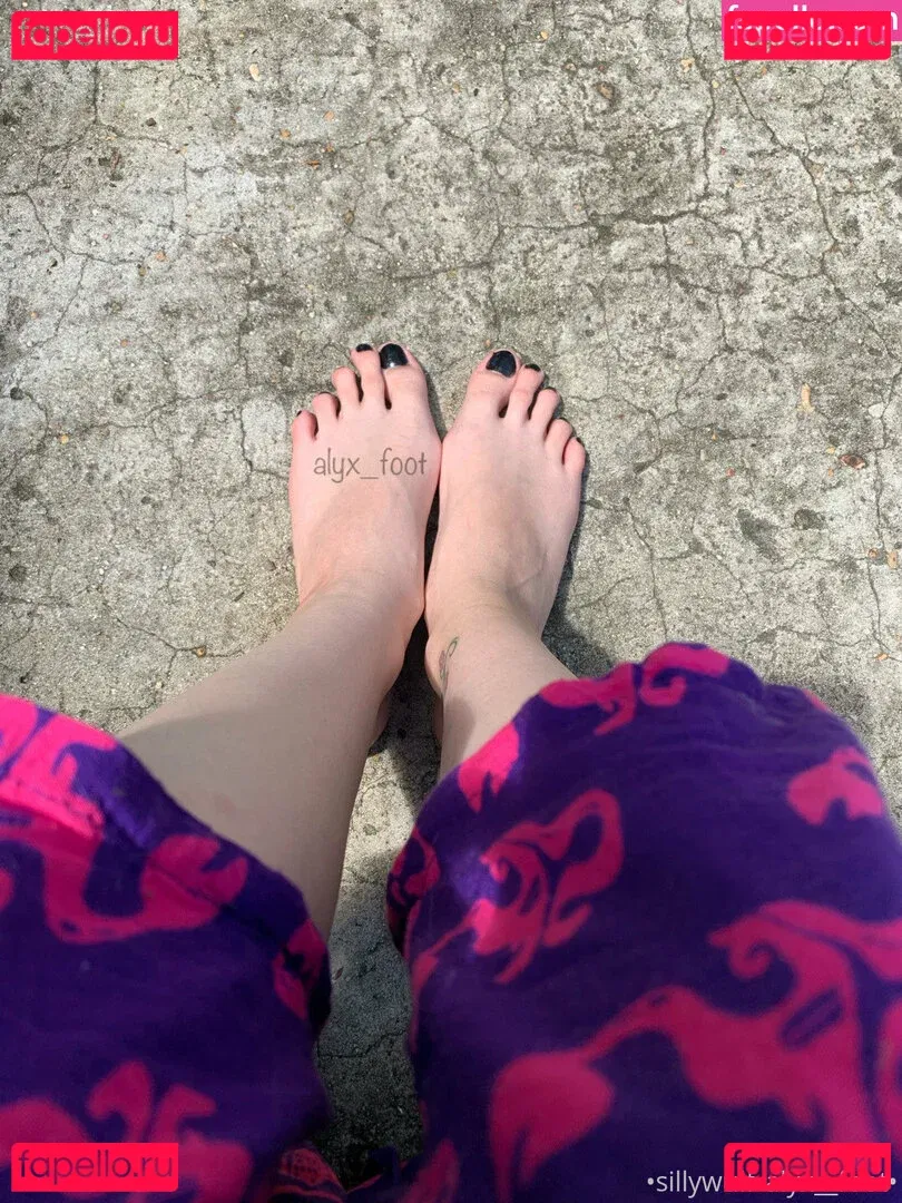 tinykittie Onlyfans Photo Gallery 