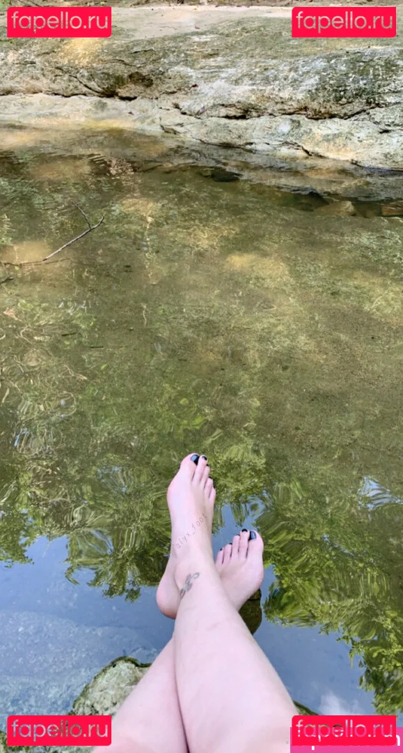 tinykittie Onlyfans Photo Gallery 