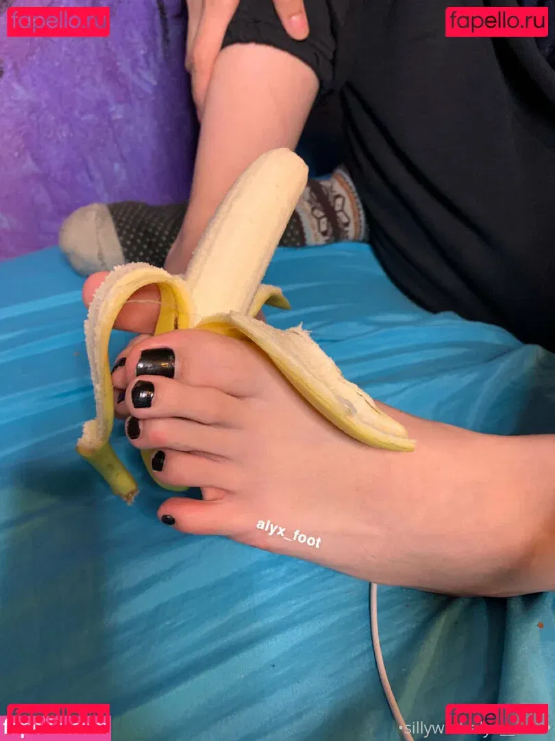 tinykittie Onlyfans Photo Gallery 