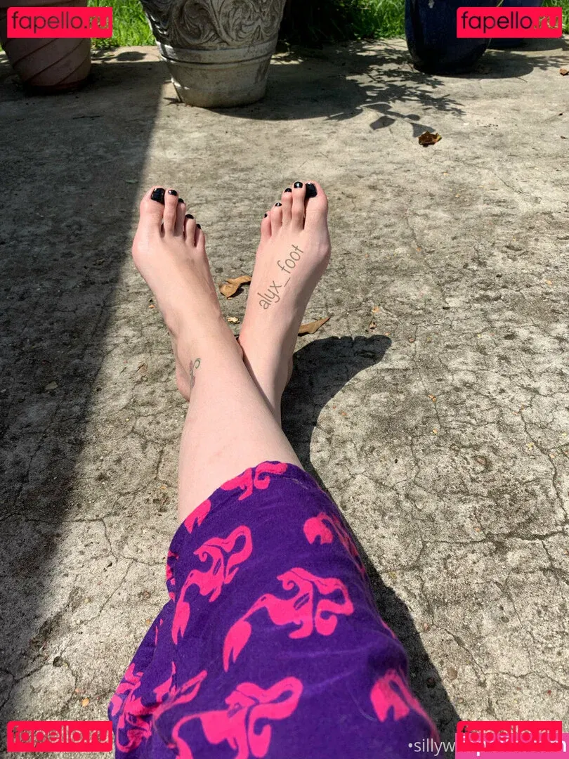 tinykittie Onlyfans Photo Gallery 