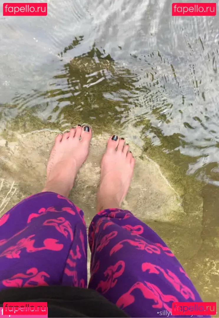 tinykittie Onlyfans Photo Gallery 