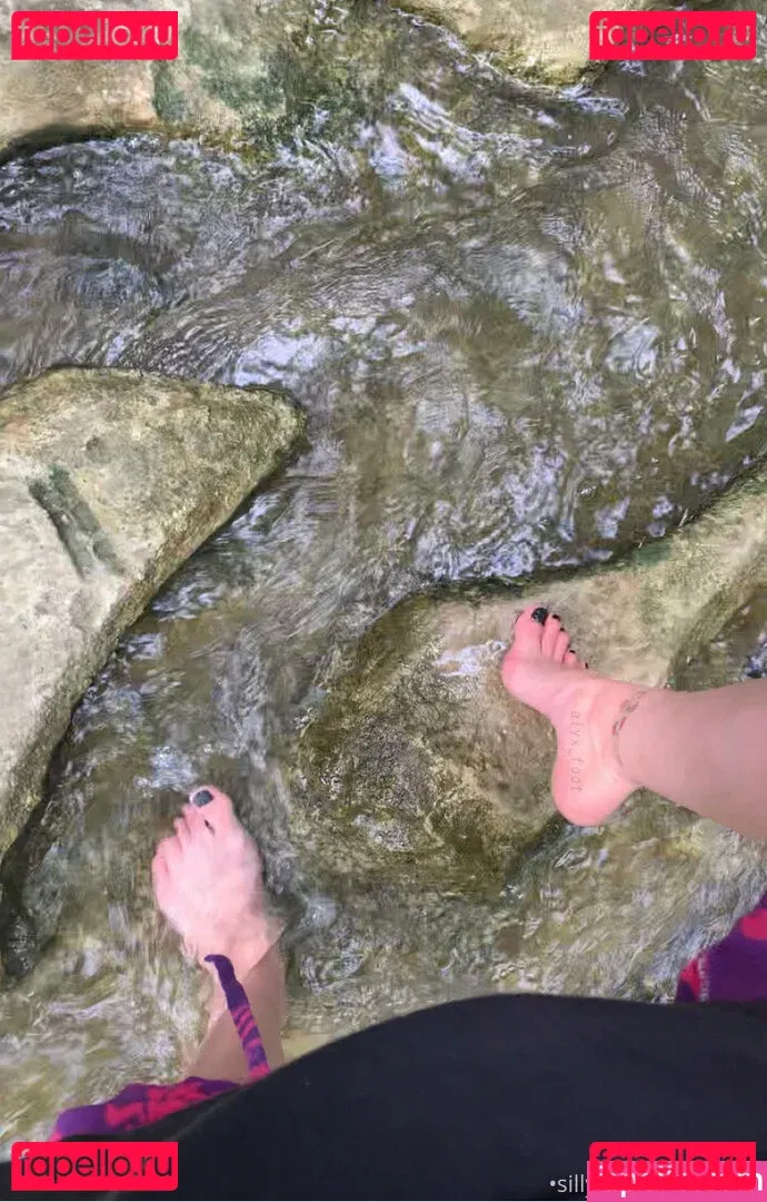 tinykittie Onlyfans Photo Gallery 