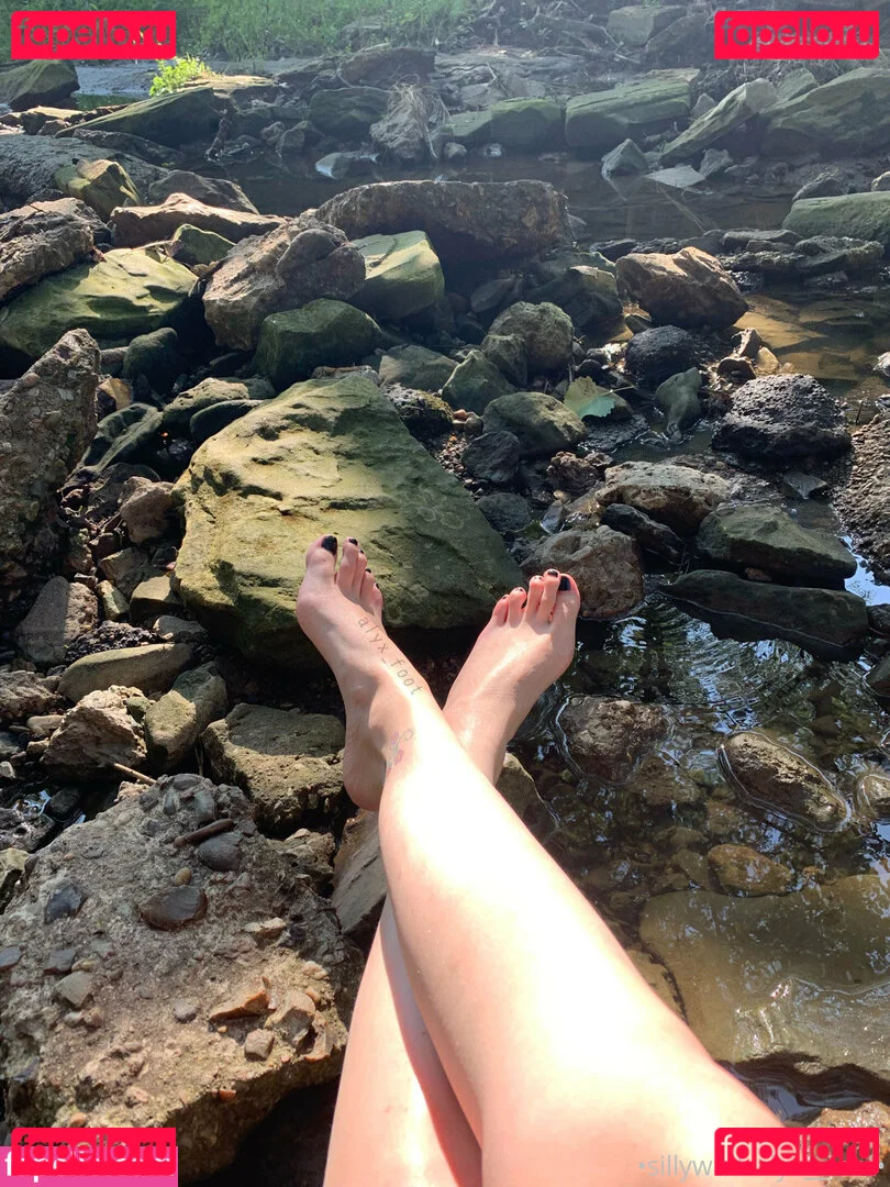 tinykittie Onlyfans Photo Gallery 