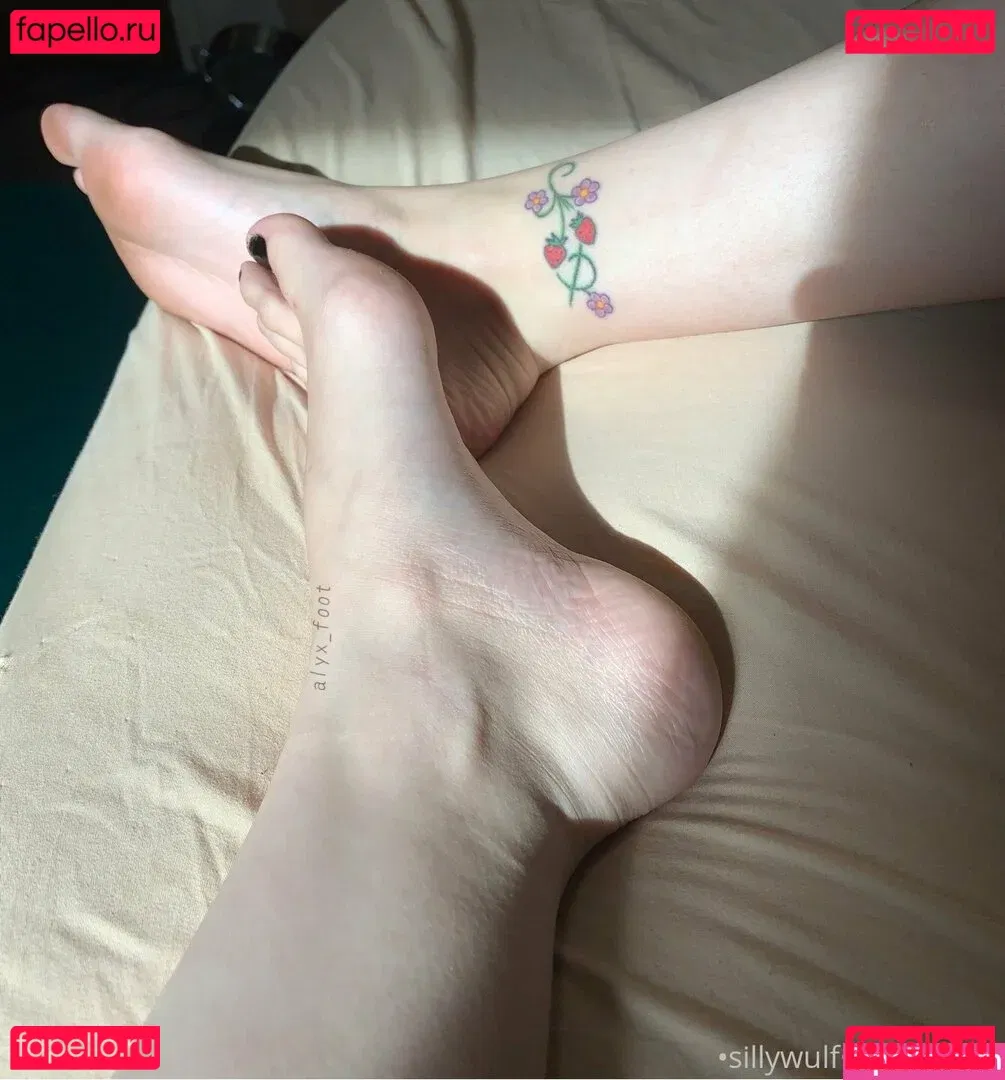 tinykittie Onlyfans Photo Gallery 