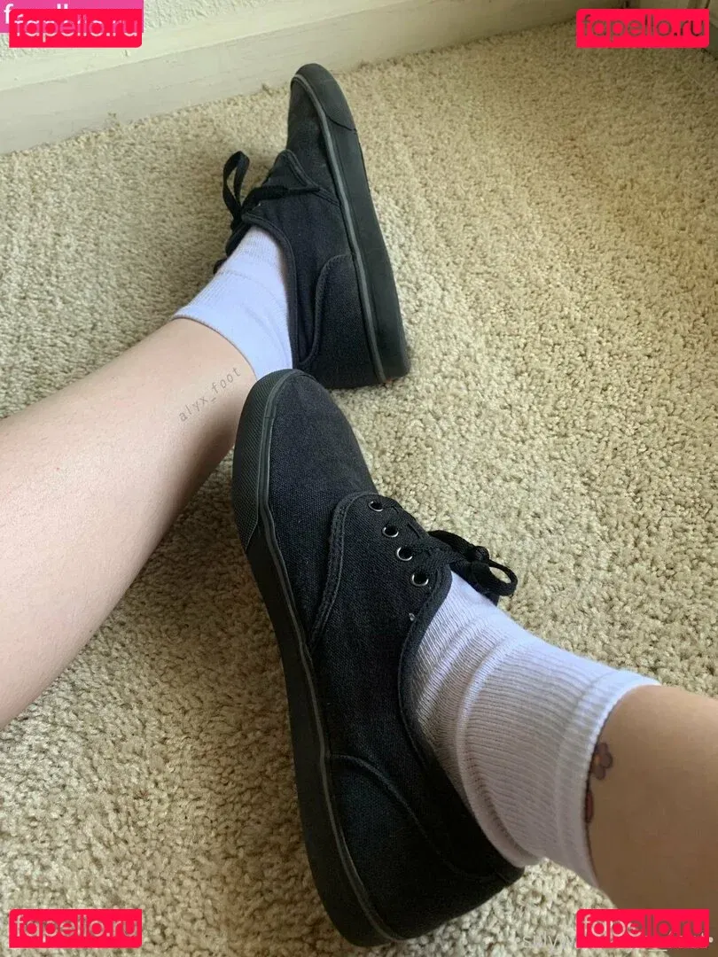 tinykittie Onlyfans Photo Gallery 