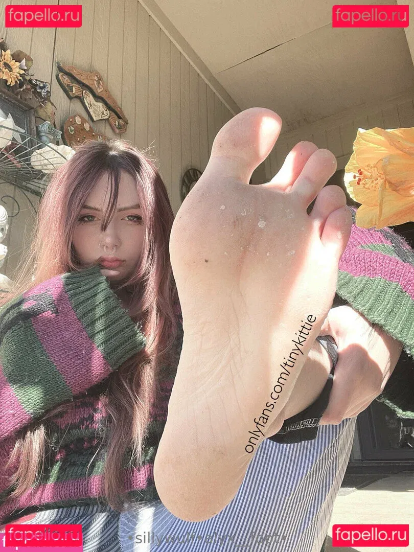 tinykittie Onlyfans Photo Gallery 