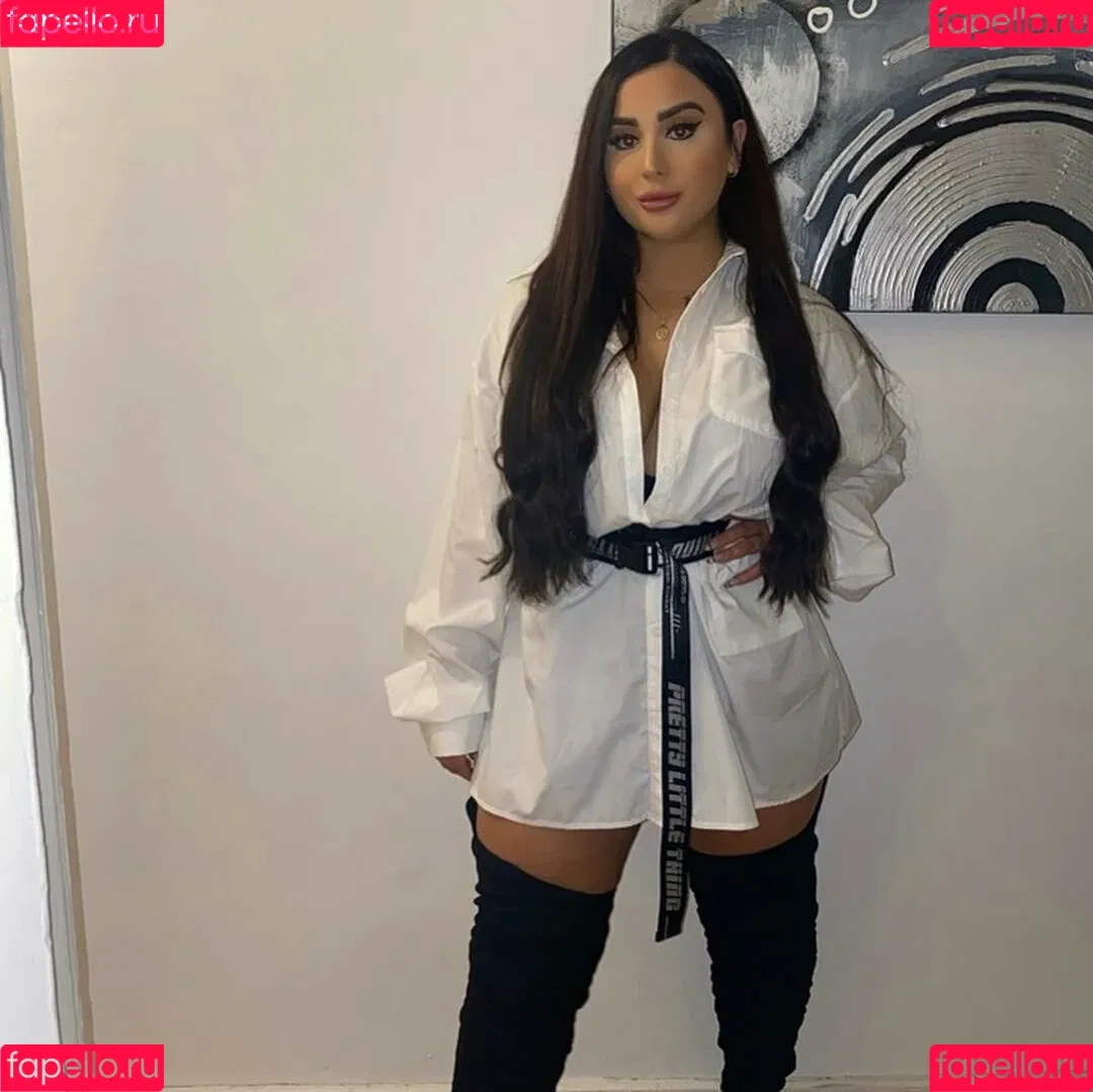 Maria Luisa Onlyfans Photo Gallery 
