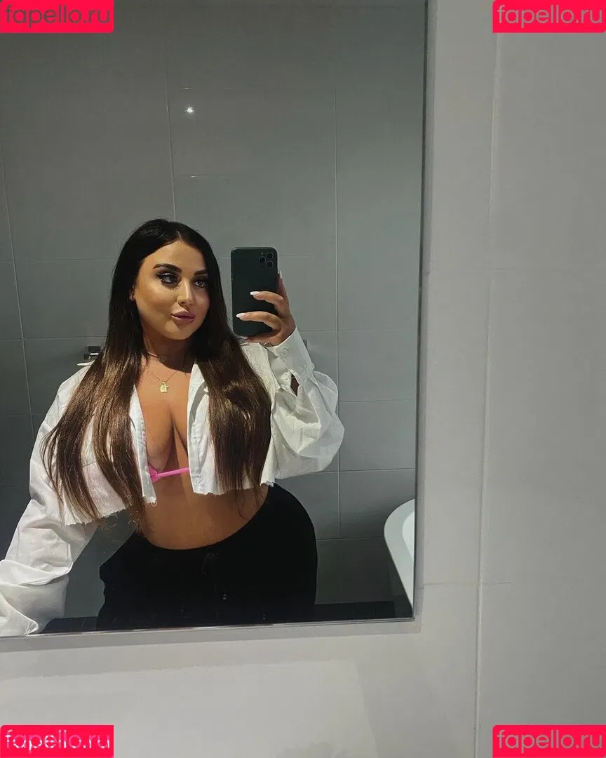 Maria Luisa Onlyfans Photo Gallery 