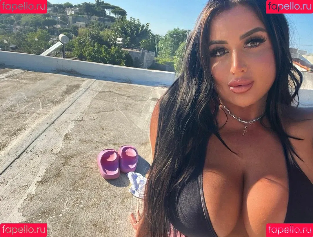Maria Luisa Onlyfans Photo Gallery 