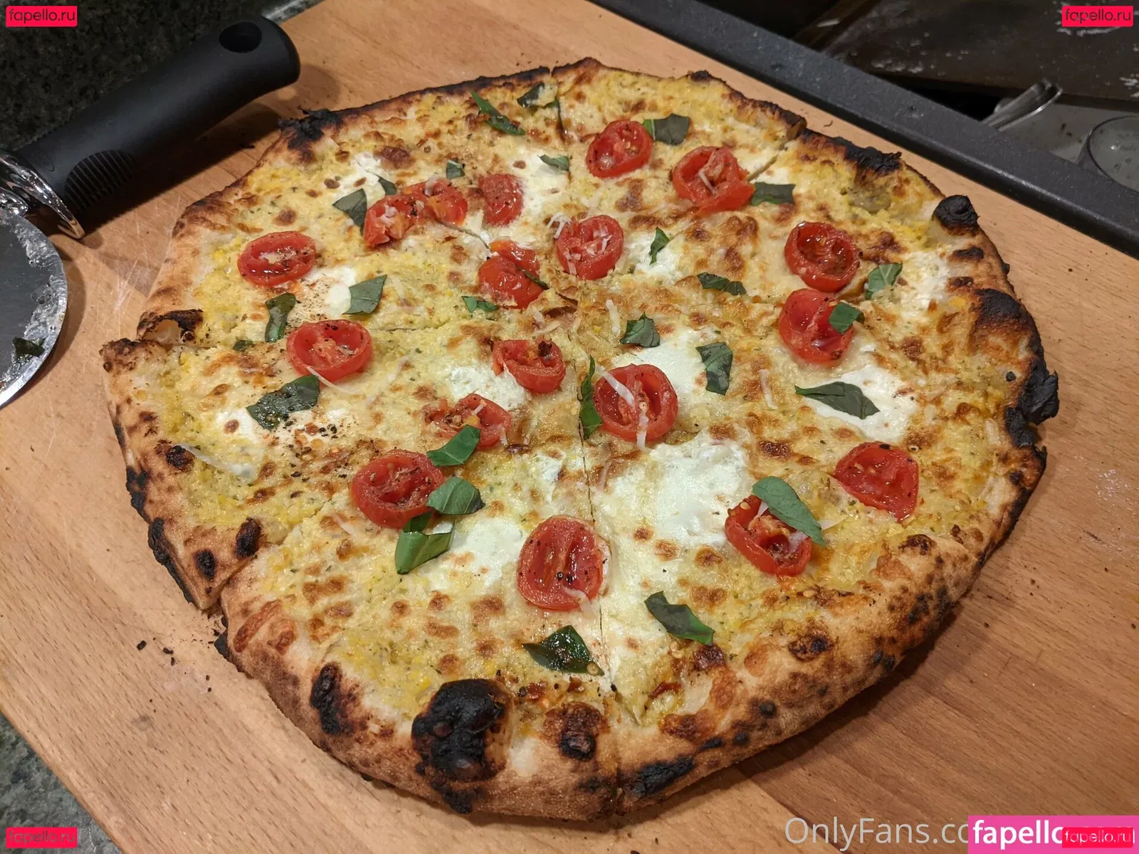 gutfuzz Onlyfans Photo Gallery 