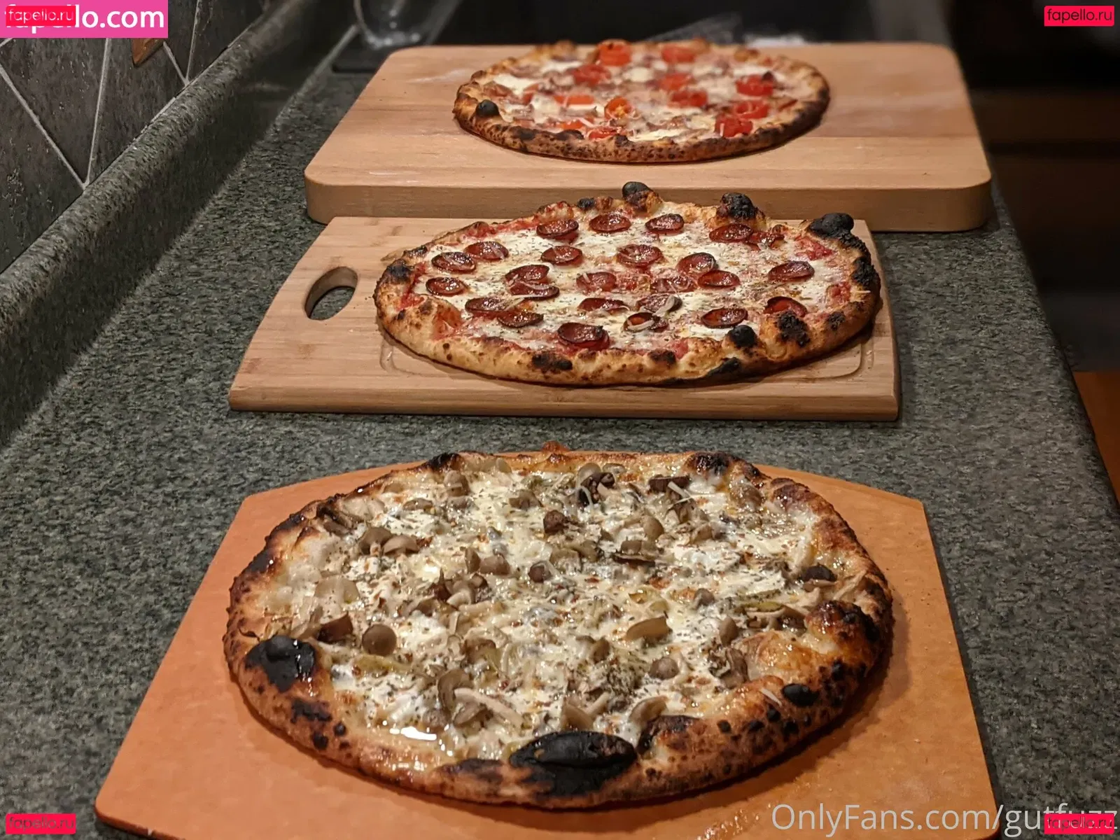 gutfuzz Onlyfans Photo Gallery 