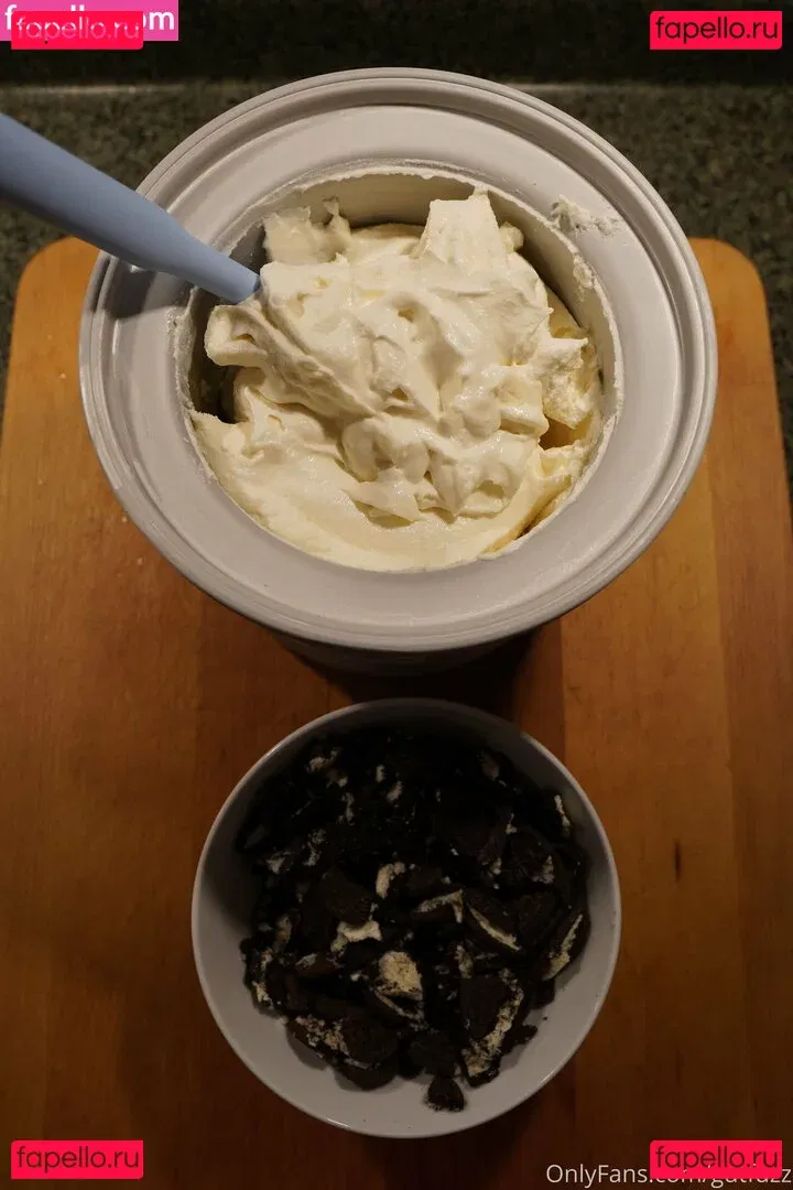 gutfuzz Onlyfans Photo Gallery 