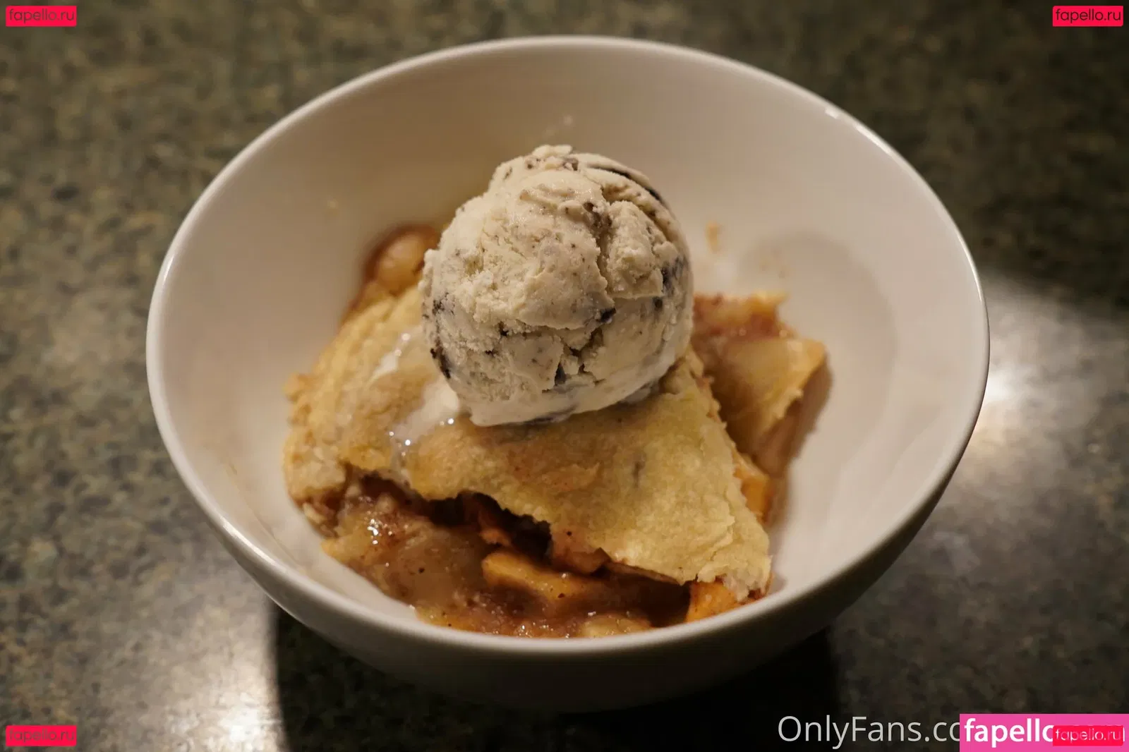 gutfuzz Onlyfans Photo Gallery 