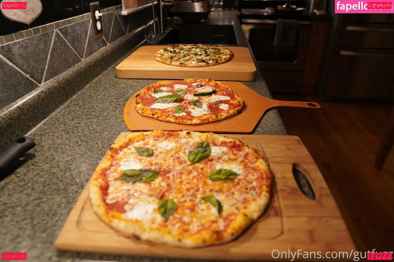 gutfuzz Onlyfans Photo Gallery 