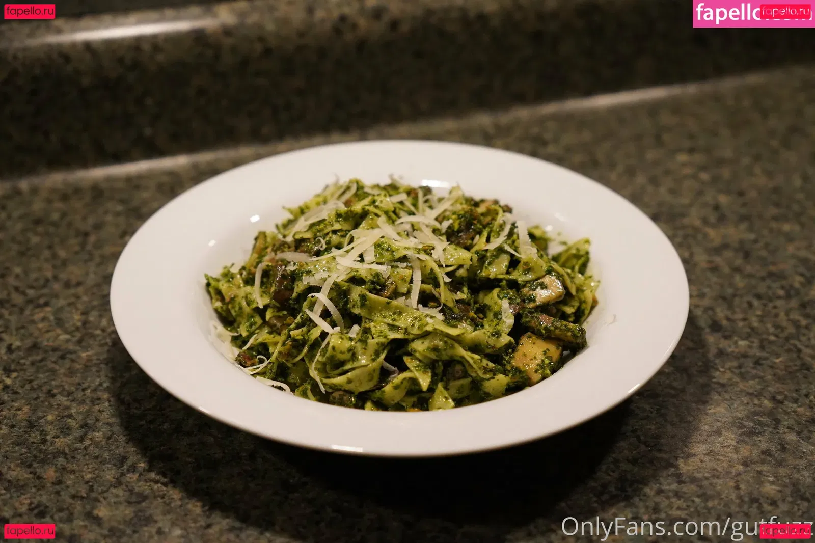 gutfuzz Onlyfans Photo Gallery 