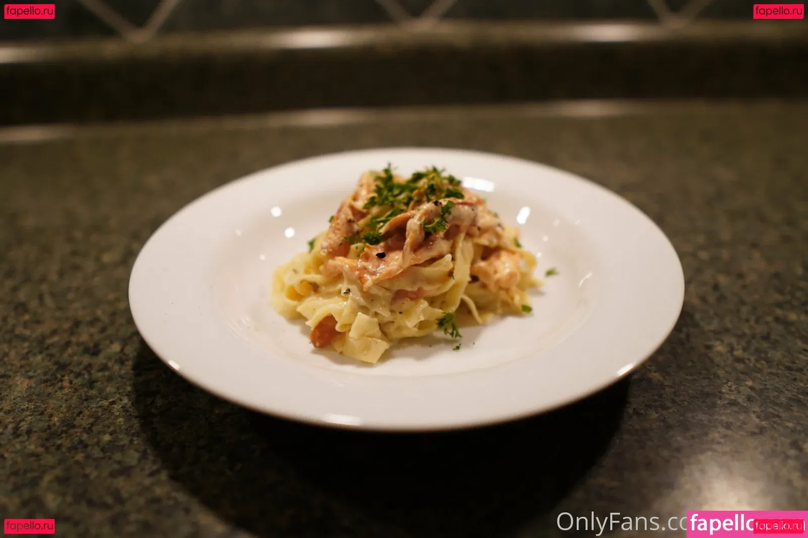 gutfuzz Onlyfans Photo Gallery 