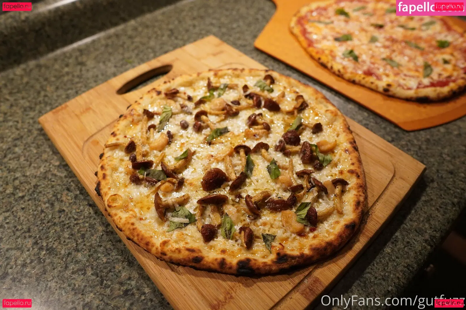 gutfuzz Onlyfans Photo Gallery 