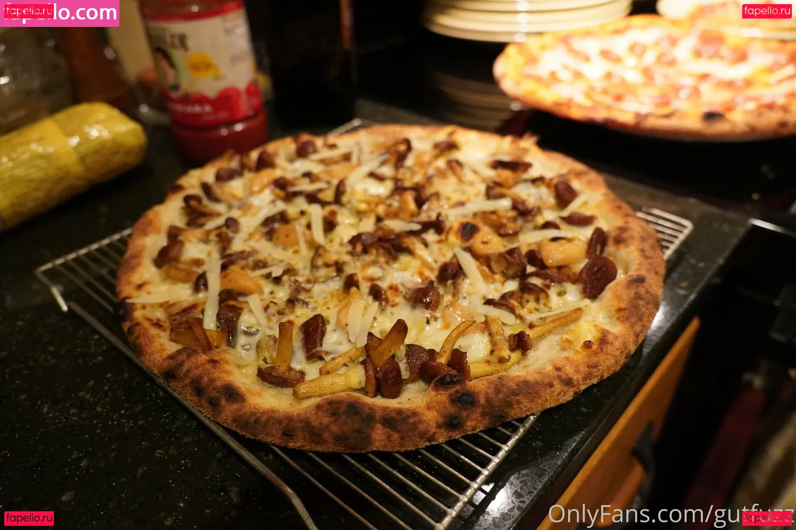 gutfuzz Onlyfans Photo Gallery 