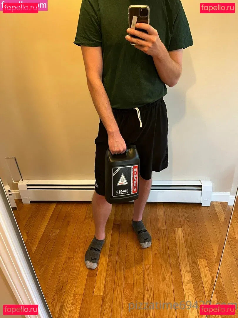 gutfuzz Onlyfans Photo Gallery 