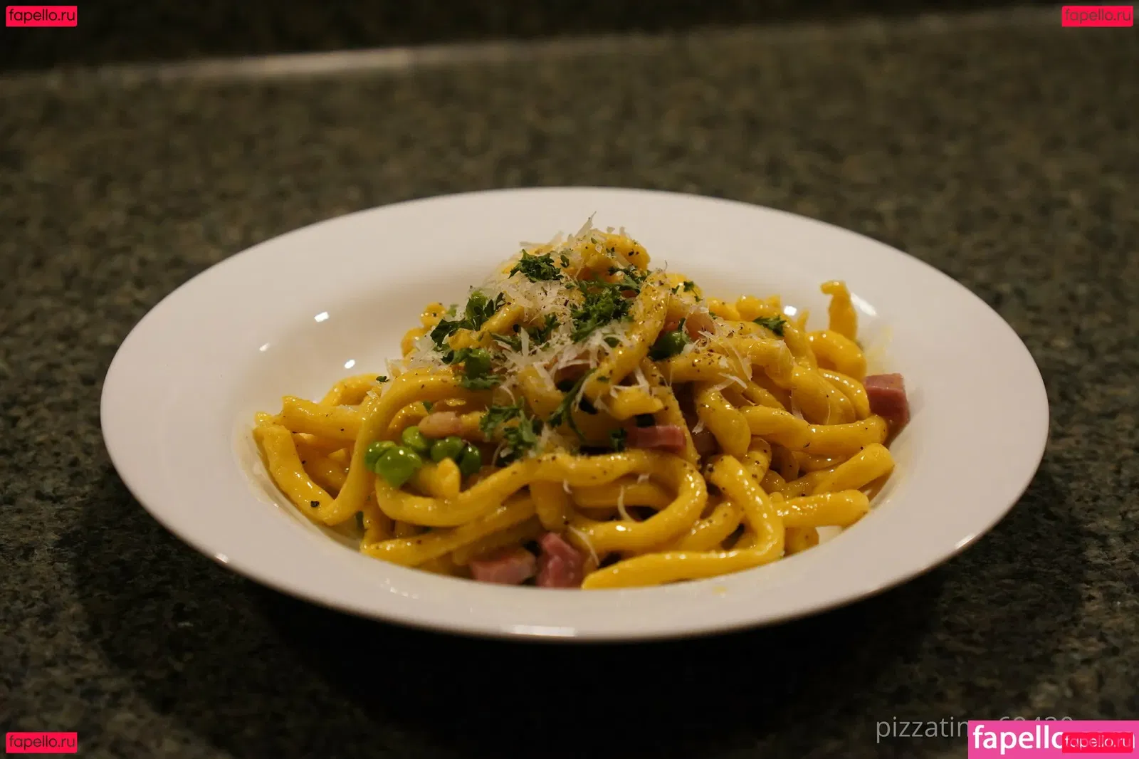 gutfuzz Onlyfans Photo Gallery 