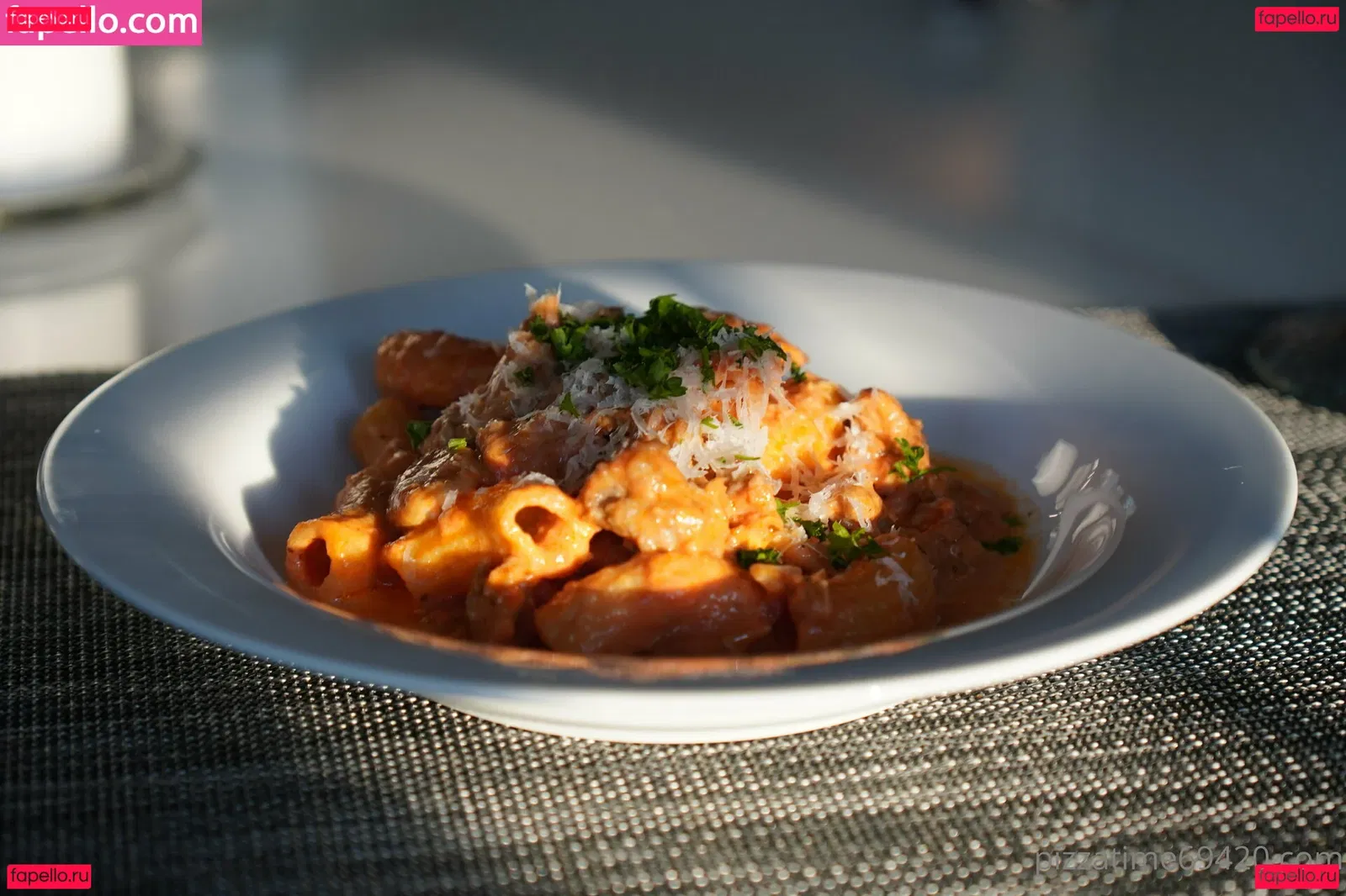 gutfuzz Onlyfans Photo Gallery 