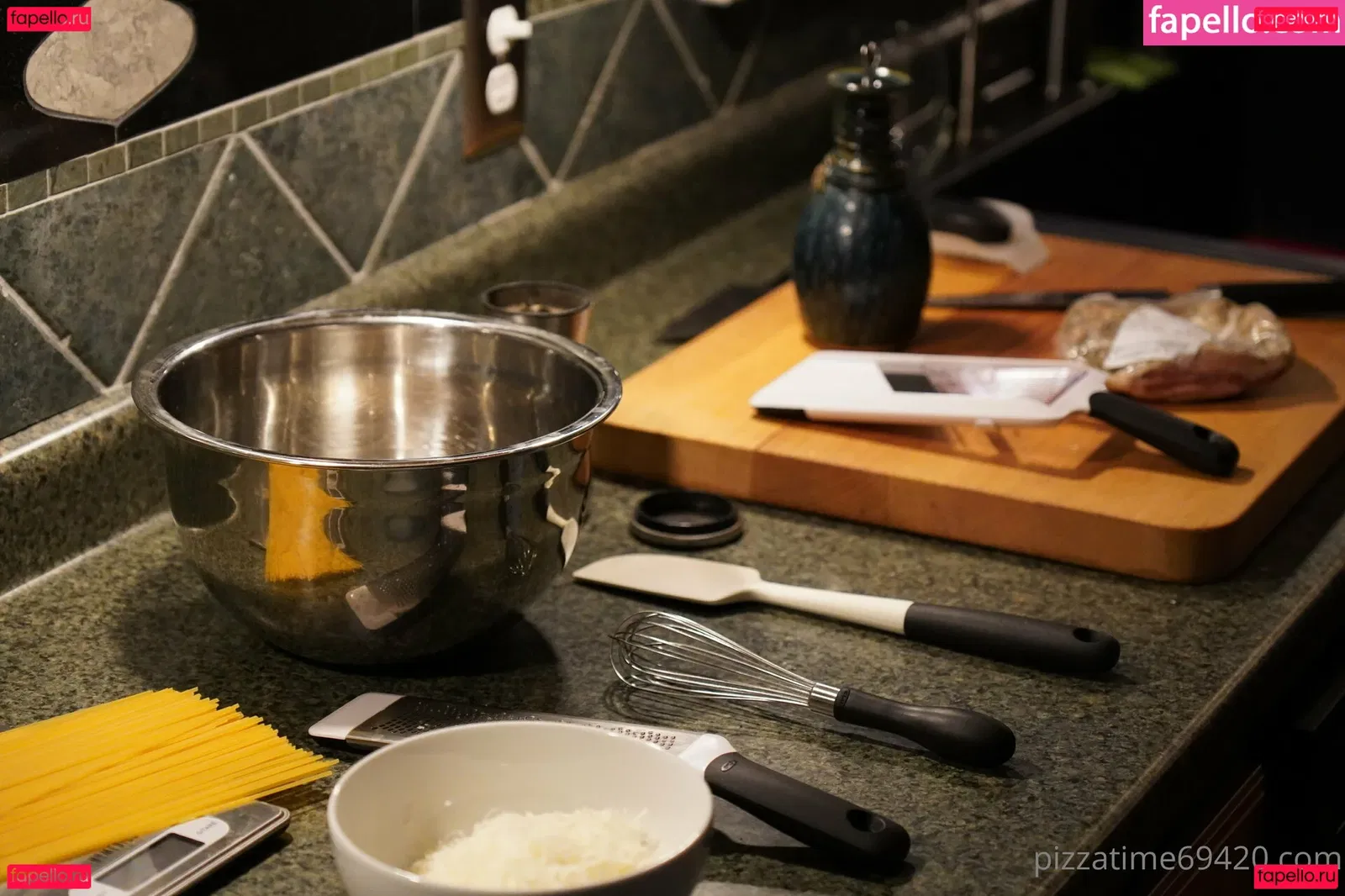 gutfuzz Onlyfans Photo Gallery 