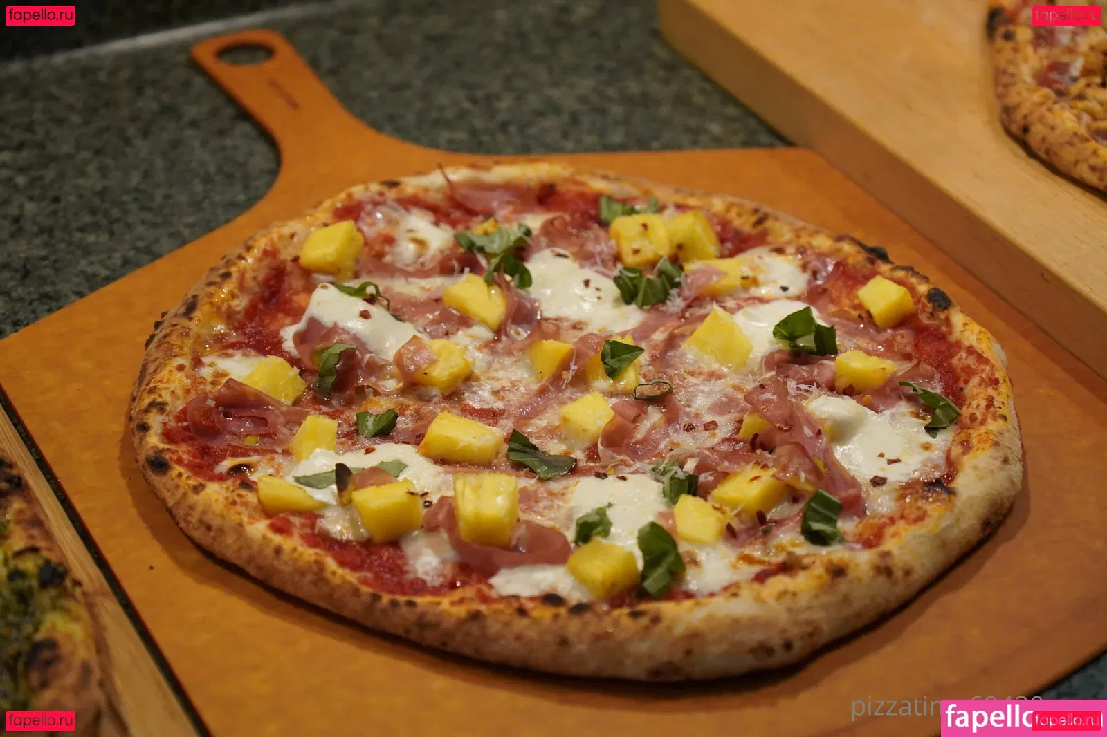 gutfuzz Onlyfans Photo Gallery 