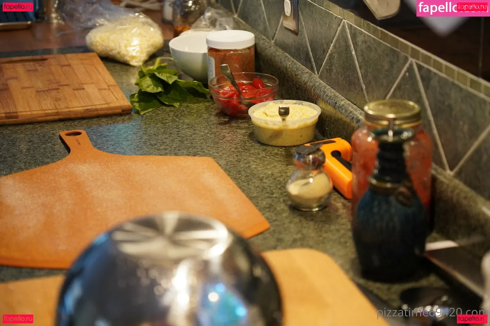 gutfuzz Onlyfans Photo Gallery 