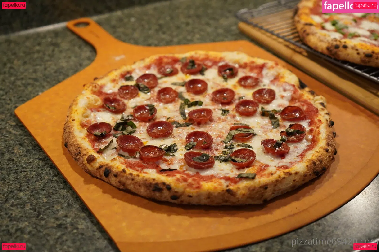 gutfuzz Onlyfans Photo Gallery 