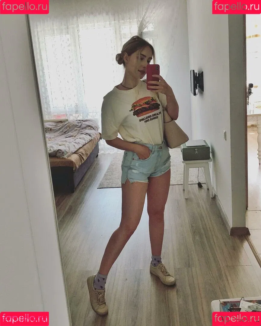 Alissa Strekozova Onlyfans Photo Gallery 