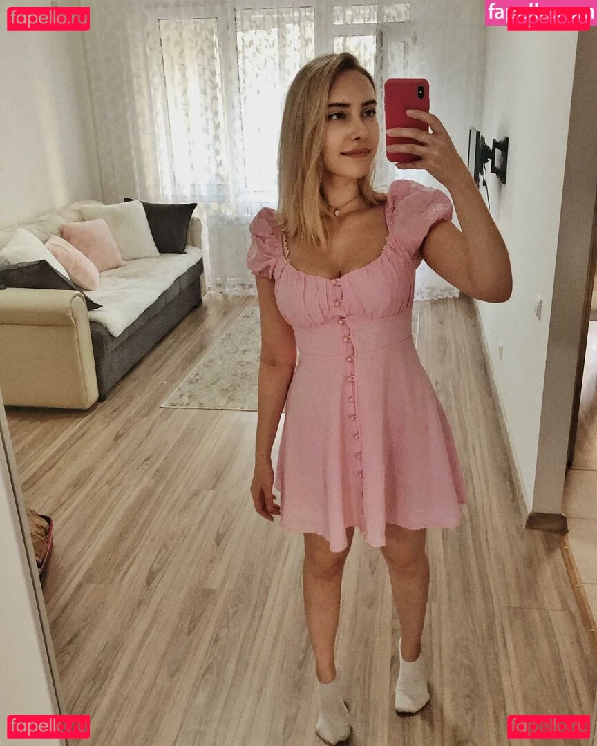 Alissa Strekozova Onlyfans Photo Gallery 