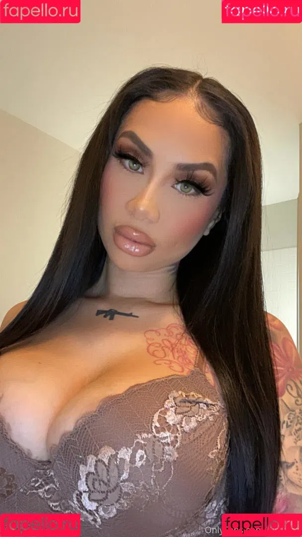 lillykash Onlyfans Photo Gallery 