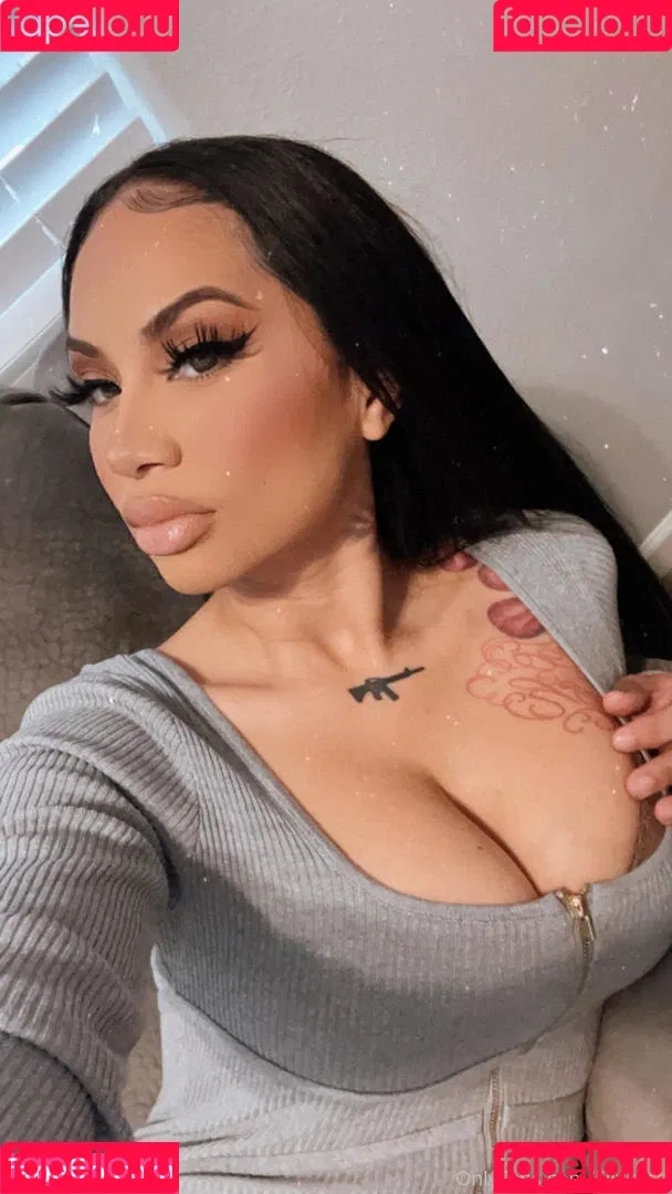 lillykash Onlyfans Photo Gallery 