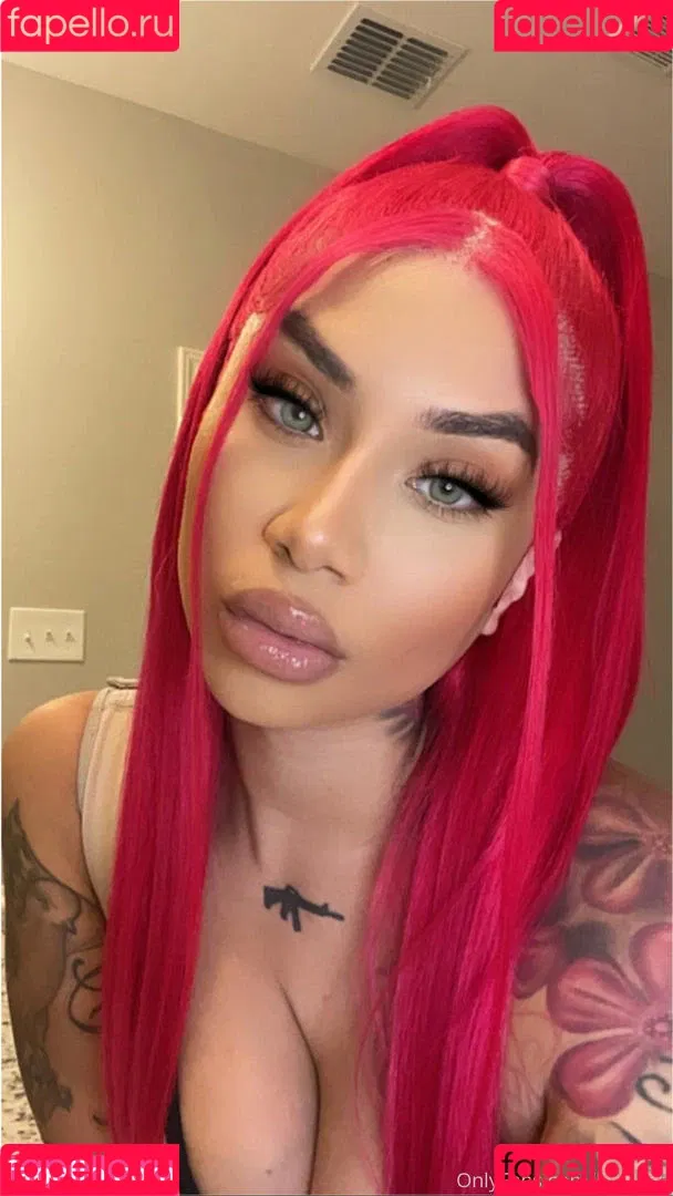 lillykash Onlyfans Photo Gallery 
