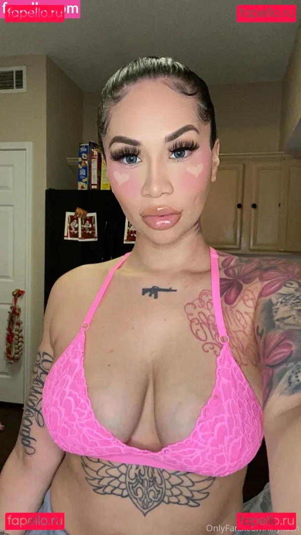 lillykash Onlyfans Photo Gallery 